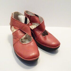 Fly London Wedge Red Leather Mary Jane Closed Toe Shoe 5.5-6 EU 36 Criss Cross